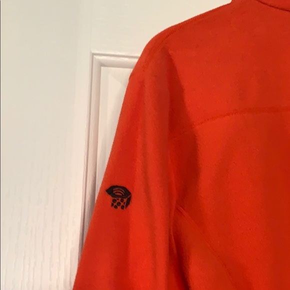NWOT Mountain Hardware zip up light weight fleece - Picture 6 of 7